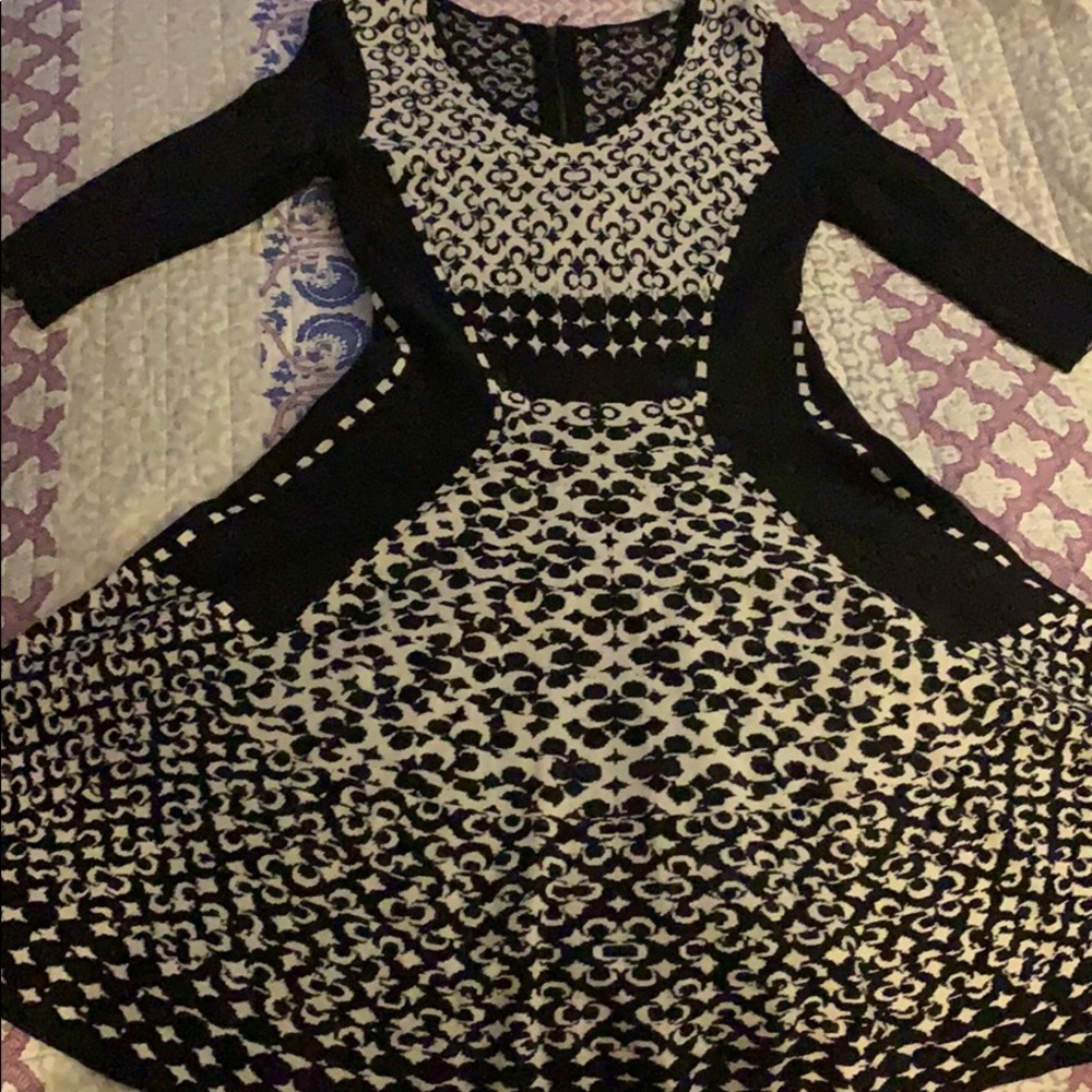selling a NIC+ZOE dress size SMALL